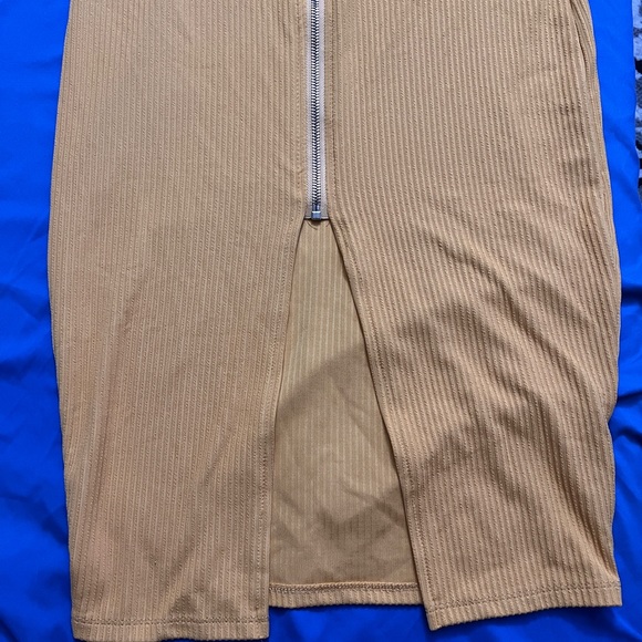 Yellow midi zipper dress - Picture 2 of 4